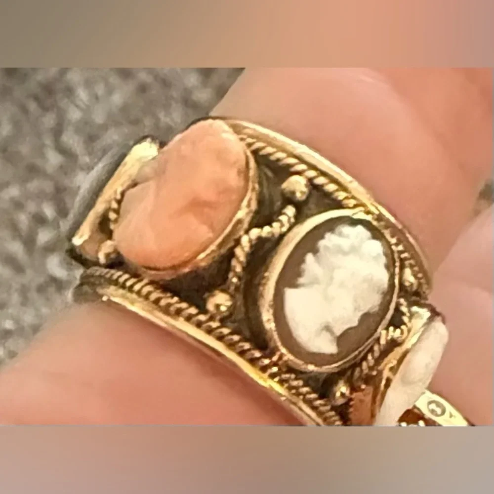 14k Cameo shell Eternity Wide Band Ring Size 8 multi color estate jewelry